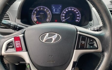 Hyundai Solaris II рестайлинг, 2011 год, 460 000 рублей, 5 фотография