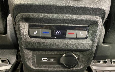 Volkswagen Tiguan II, 2021 год, 2 930 000 рублей, 13 фотография