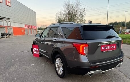 Ford Explorer VI, 2021 год, 4 000 000 рублей, 5 фотография