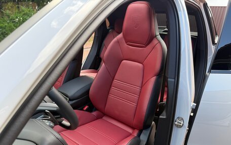 Porsche Cayenne III, 2025 год, 18 500 000 рублей, 16 фотография