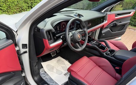 Porsche Cayenne III, 2025 год, 18 500 000 рублей, 15 фотография