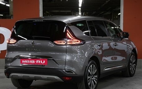 Renault Espace V рестайлинг, 2017 год, 1 698 000 рублей, 5 фотография