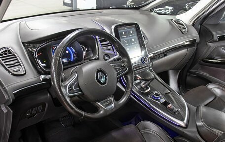 Renault Espace V рестайлинг, 2017 год, 1 698 000 рублей, 16 фотография