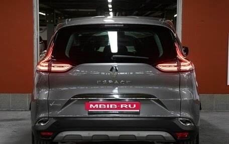 Renault Espace V рестайлинг, 2017 год, 1 698 000 рублей, 6 фотография