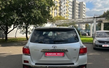 Toyota Highlander III, 2012 год, 2 580 000 рублей, 4 фотография