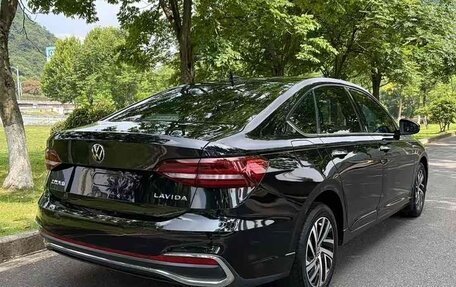 Volkswagen Lavida, 2022 год, 1 740 000 рублей, 4 фотография