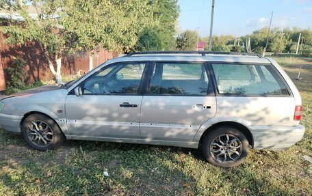 Volkswagen Passat B4, 1996 год, 350 000 рублей, 2 фотография