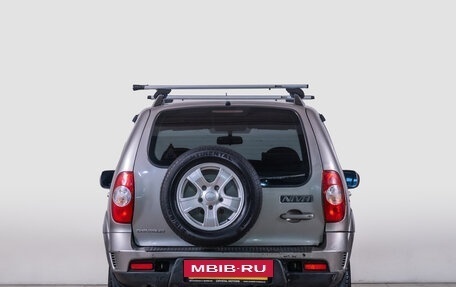 Chevrolet Niva I рестайлинг, 2011 год, 399 000 рублей, 5 фотография