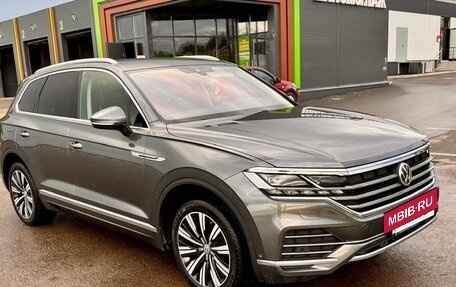Volkswagen Touareg III, 2020 год, 4 642 000 рублей, 2 фотография