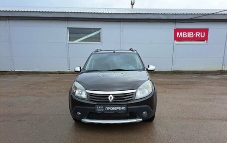 Renault Sandero I, 2013 год, 655 000 рублей, 2 фотография