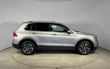 Volkswagen Tiguan II, 2018 год, 2 109 000 рублей, 4 фотография