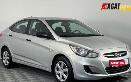Hyundai Solaris II рестайлинг, 2014 год, 1 075 000 рублей, 3 фотография