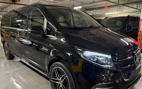 Mercedes-Benz V-Класс, 2025 год, 14 480 000 рублей, 2 фотография