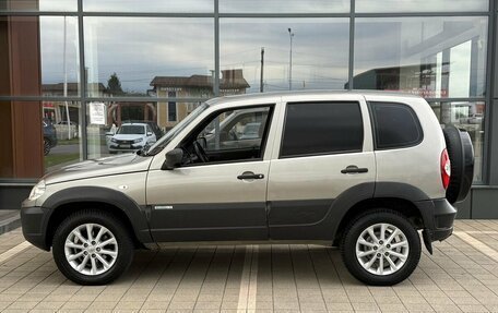 Chevrolet Niva I рестайлинг, 2012 год, 580 000 рублей, 4 фотография