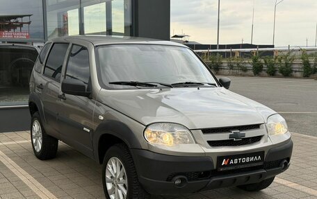 Chevrolet Niva I рестайлинг, 2012 год, 580 000 рублей, 3 фотография