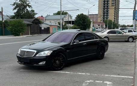 Mercedes-Benz S-Класс, 2007 год, 900 000 рублей, 2 фотография