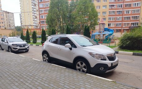 Opel Mokka I, 2013 год, 990 000 рублей, 3 фотография