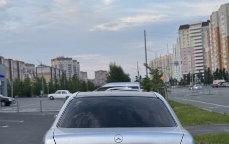 Mercedes-Benz E-Класс, 2000 год, 300 000 рублей, 3 фотография