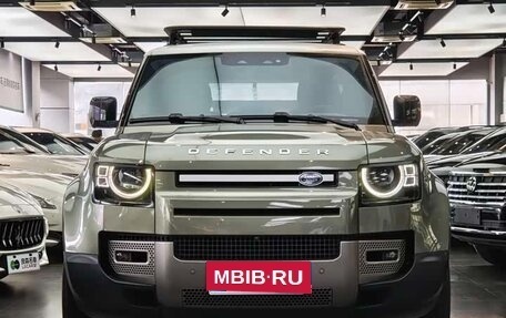 Land Rover Defender II, 2021 год, 6 200 000 рублей, 2 фотография