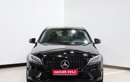 Mercedes-Benz C-Класс, 2019 год, 2 350 000 рублей, 2 фотография