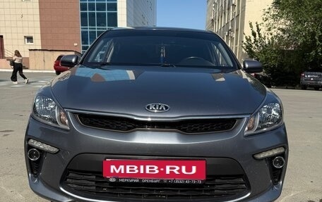 KIA Rio IV, 2018 год, 1 450 000 рублей, 2 фотография