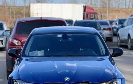 BMW 3 серия, 2011 год, 1 300 000 рублей, 3 фотография