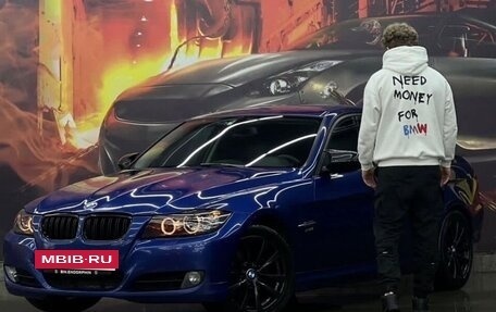 BMW 3 серия, 2011 год, 1 300 000 рублей, 2 фотография