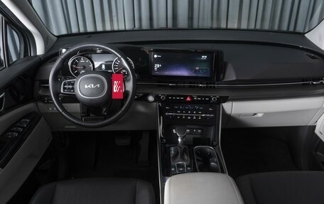 KIA Carnival, 2023 год, 4 734 000 рублей, 6 фотография