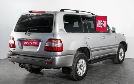 Toyota Land Cruiser 100 рестайлинг 2, 2007 год, 2 110 000 рублей, 3 фотография