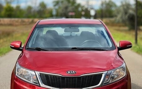 KIA Rio III рестайлинг, 2012 год, 749 999 рублей, 2 фотография