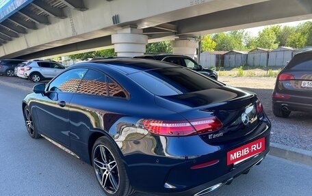 Mercedes-Benz E-Класс, 2018 год, 4 050 000 рублей, 4 фотография