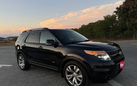 Ford Explorer VI, 2014 год, 1 749 000 рублей, 1 фотография