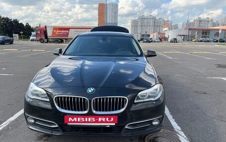 BMW 5 серия, 2016 год, 2 620 000 рублей, 2 фотография