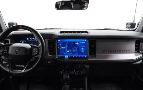 Ford Bronco, 2022 год, 9 952 639 рублей, 10 фотография