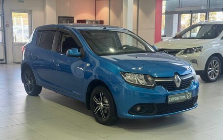 Renault Sandero II рестайлинг, 2015 год, 739 900 рублей, 3 фотография