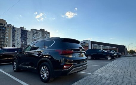 Hyundai Santa Fe IV, 2018 год, 2 550 000 рублей, 3 фотография