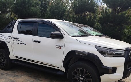 Toyota Hilux VIII, 2021 год, 5 200 000 рублей, 2 фотография