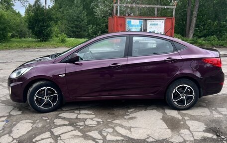 Hyundai Solaris II рестайлинг, 2011 год, 680 000 рублей, 3 фотография