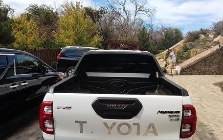 Toyota Hilux VIII, 2021 год, 5 200 000 рублей, 4 фотография