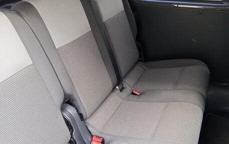 Volkswagen Caddy III рестайлинг, 2010 год, 950 000 рублей, 3 фотография