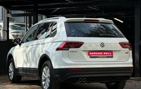 Volkswagen Tiguan II, 2017 год, 2 090 000 рублей, 3 фотография