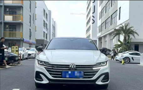 Volkswagen Passat CC, 2021 год, 2 300 900 рублей, 2 фотография