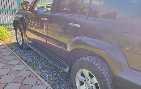 Toyota Land Cruiser Prado 120 рестайлинг, 2007 год, 1 800 000 рублей, 2 фотография