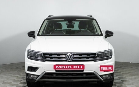 Volkswagen Tiguan II, 2020 год, 2 699 898 рублей, 2 фотография