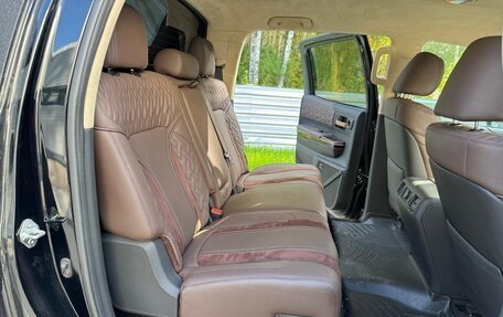 Toyota Tundra II, 2016 год, 30 000 000 рублей, 11 фотография