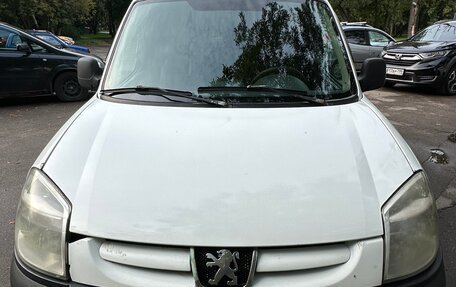 Peugeot Partner II рестайлинг 2, 2011 год, 450 000 рублей, 3 фотография