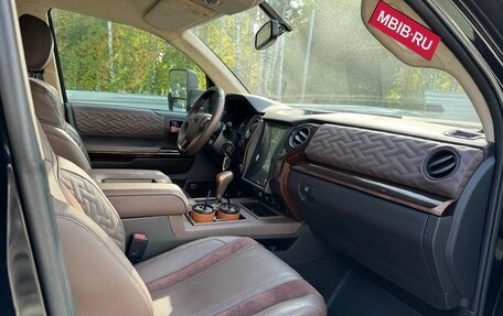 Toyota Tundra II, 2016 год, 30 000 000 рублей, 8 фотография