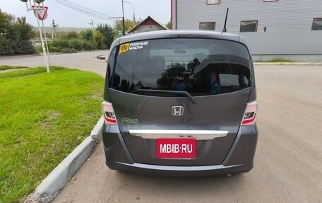 Honda Freed I, 2013 год, 1 100 000 рублей, 3 фотография