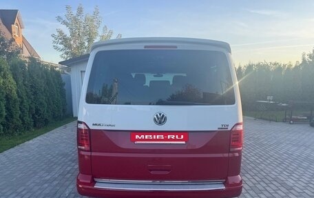 Volkswagen Multivan T6 рестайлинг, 2017 год, 7 250 000 рублей, 5 фотография