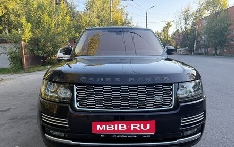 Land Rover Range Rover IV рестайлинг, 2014 год, 2 990 000 рублей, 2 фотография